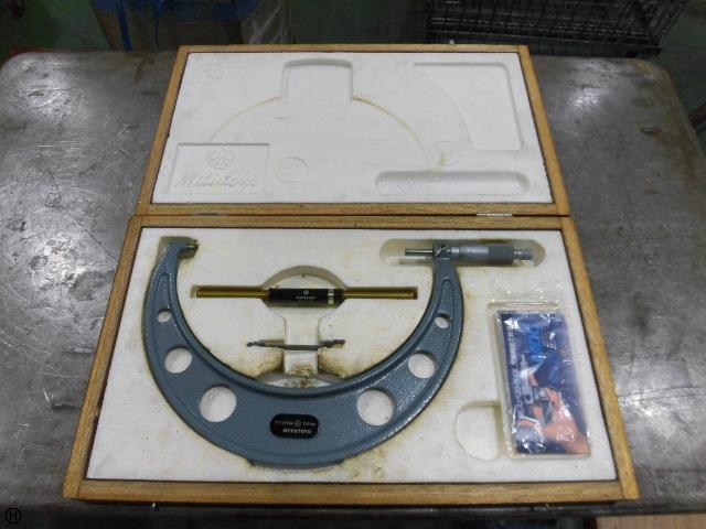 Mitutoyo OM-200 Micrometer (Outer) Image 1