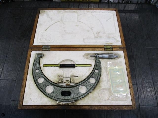 Mitutoyo OM-200 Micrometer (Outer) Image 1
