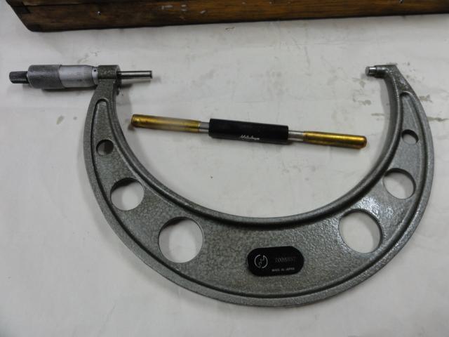 Mitutoyo OM-200 Micrometer (Outer) Image 5