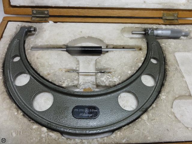 Mitutoyo OM-200 Micrometer (Outer) Image 1