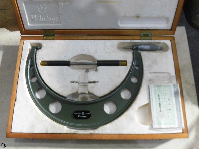 Mitutoyo OM-250 Micrometer (Outer) Image 1