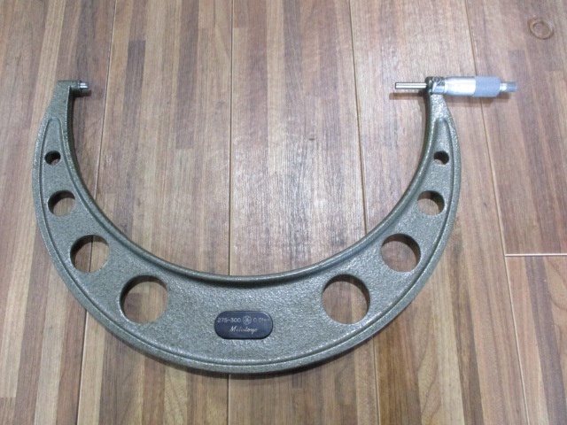 Mitutoyo OM-300 Micrometer (Outer) Image 2