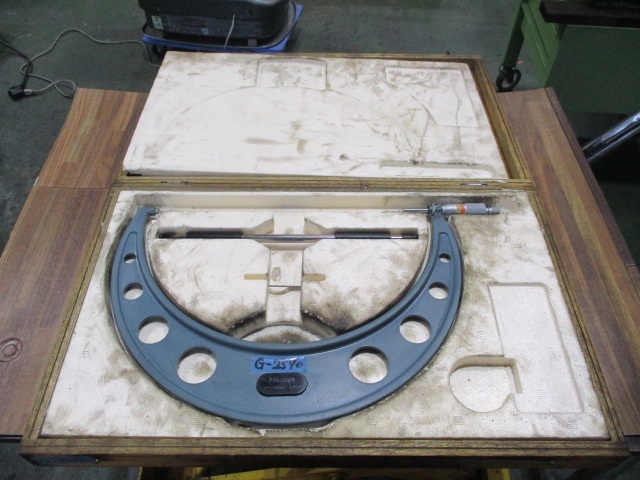 Mitutoyo OM-300 Micrometer (Outer) Image 1