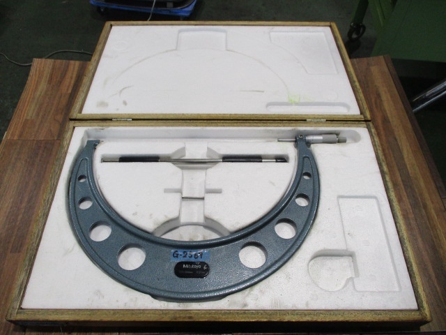Mitutoyo OM-300 Micrometer (Outer) Image 1