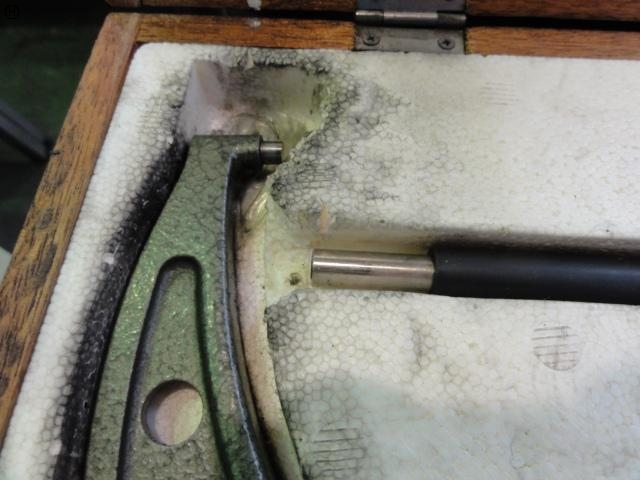 Mitutoyo OM-300 Micrometer (Outer) Image 3