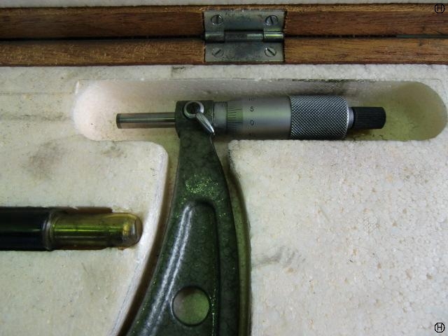 Mitutoyo OM-300 Micrometer (Outer) Image 2