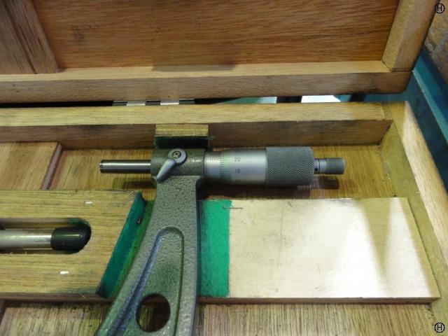 Mitutoyo OM-375 Micrometer (Outer) Image 2