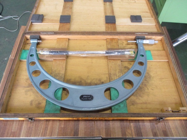 Mitutoyo OM-400 Micrometer (Outer) Image 1