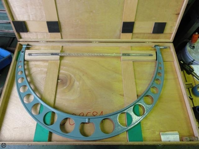 Mitutoyo OM-975 Micrometer (Outer) Image 1