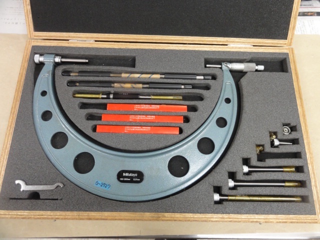 Mitutoyo OMC-300 Micrometer (Outer) Image 1