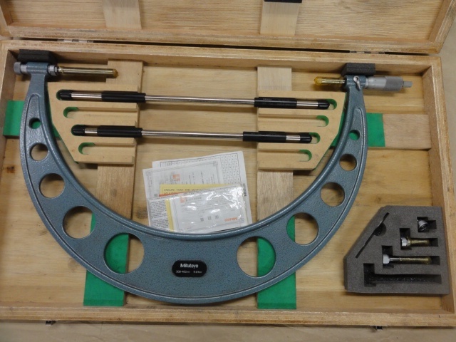 Mitutoyo OMC-400 Micrometer (Outer) Image 1
