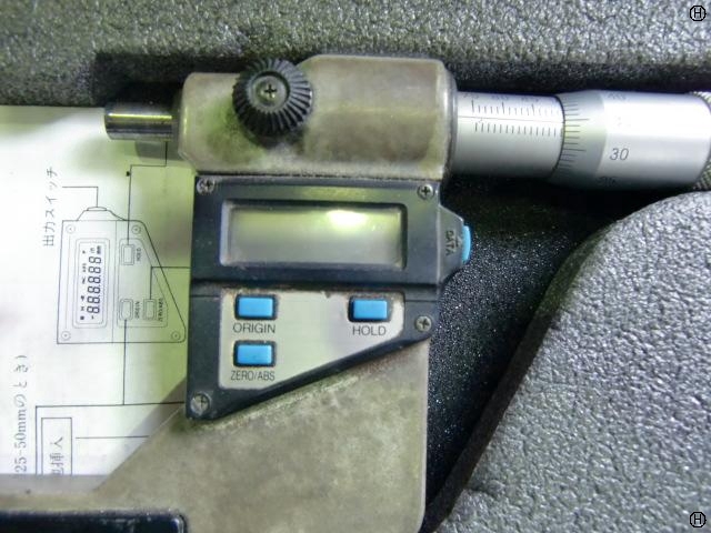 ミツトヨ MDC-100M マイクロメーター（外側） の画像 2枚目