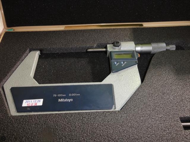 Mitutoyo MDC-100M Micrometer (Outer) Image 1