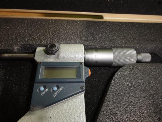 Mitutoyo MDC-100M Micrometer (Outer) Image 2