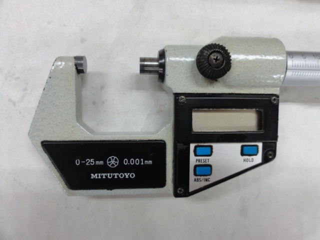 ミツトヨ MDC-25L マイクロメーター（外側） の画像 2枚目