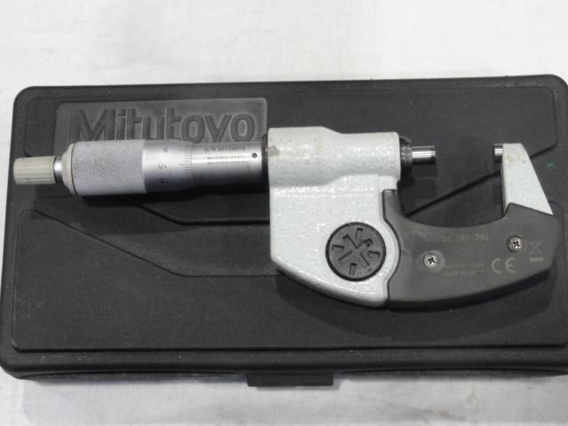 Mitutoyo MDC-25PX Micrometer (Outer) Image 6