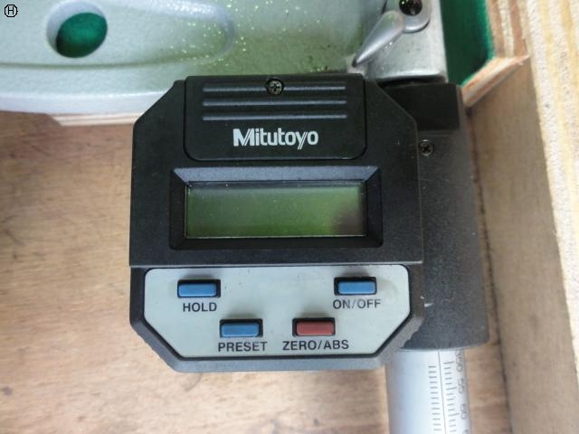 Mitutoyo MDC-375M Micrometer (Outer) Image 3