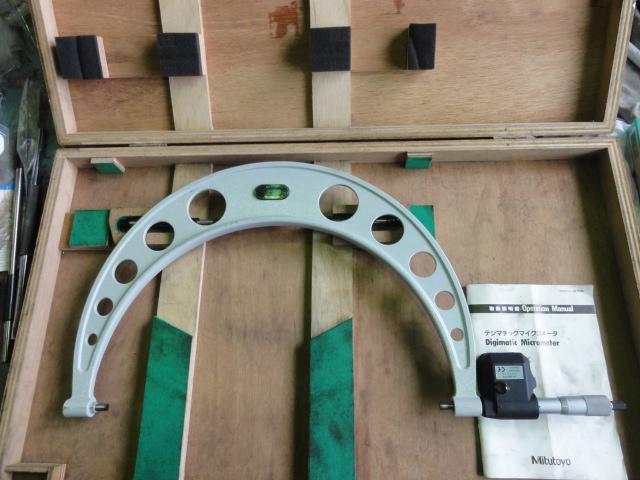 Mitutoyo MDC-375M Micrometer (Outer) Image 8