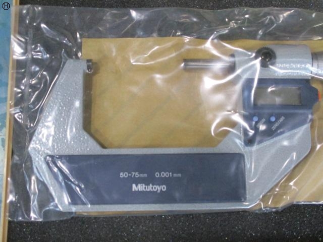 Mitutoyo MDC-75M Micrometer (Outer) Image 3