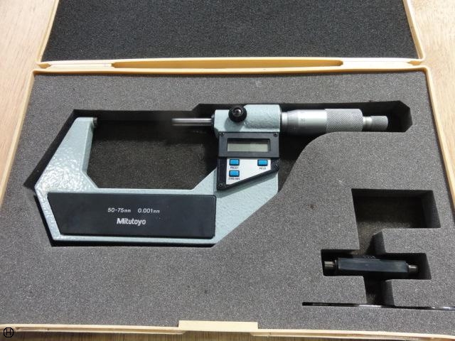 ミツトヨ MDC-75M マイクロメーター（外側） の画像 1枚目