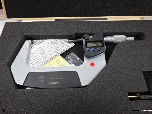 Mitutoyo MDCJ-100MJ Micrometer (Outer) Image 1