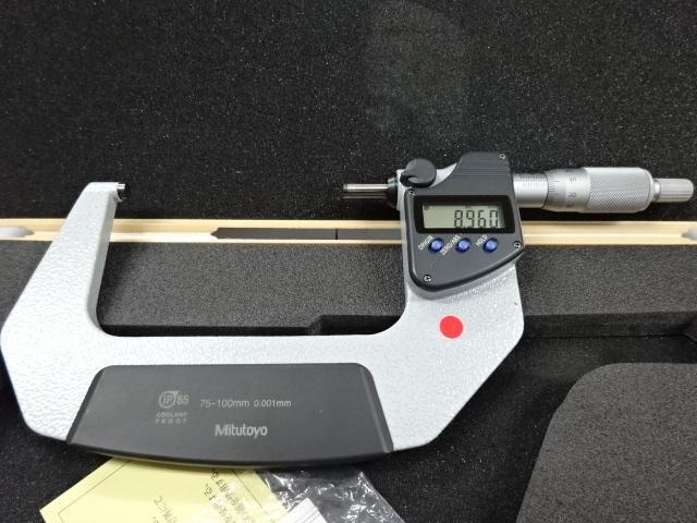 Mitutoyo MDCJ-100MJ Micrometer (Outer) Image 8