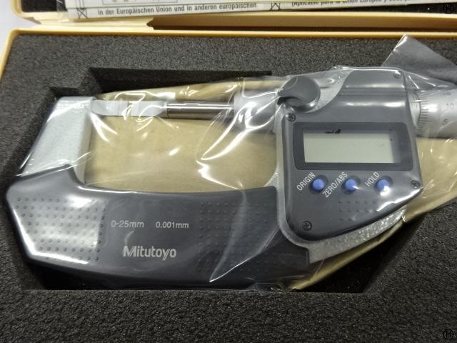 Mitutoyo BLM-25MX Micrometer (Outer) Image 2