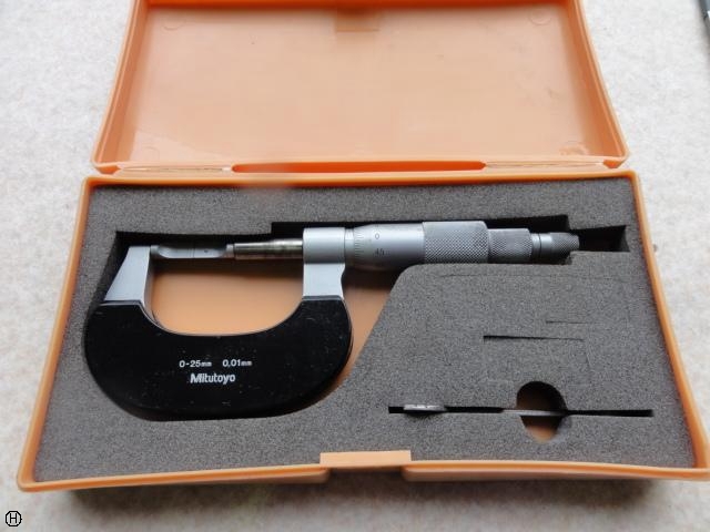 Mitutoyo BLM-25 Micrometer (Outer) Image 1