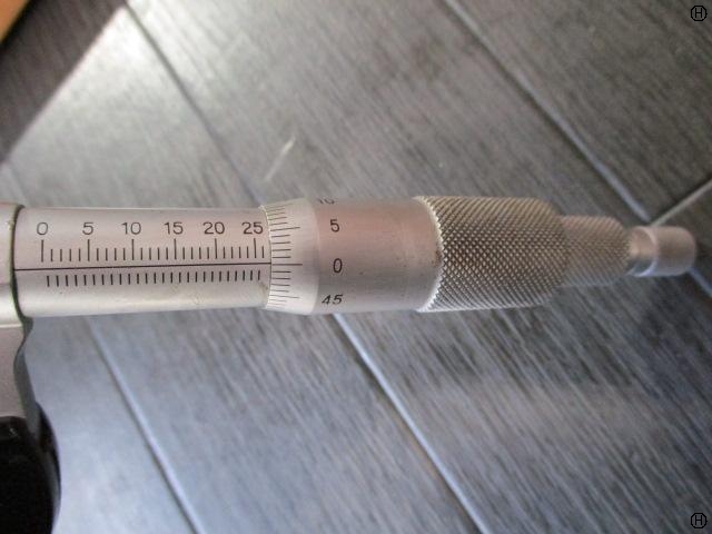 Mitutoyo BLM-25 Micrometer (Outer) Image 2