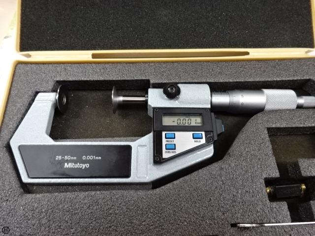 Mitutoyo GMA-50DM Micrometer (Outer) Image 1