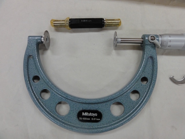 Mitutoyo GMA-100 Micrometer (Outer) Image 2