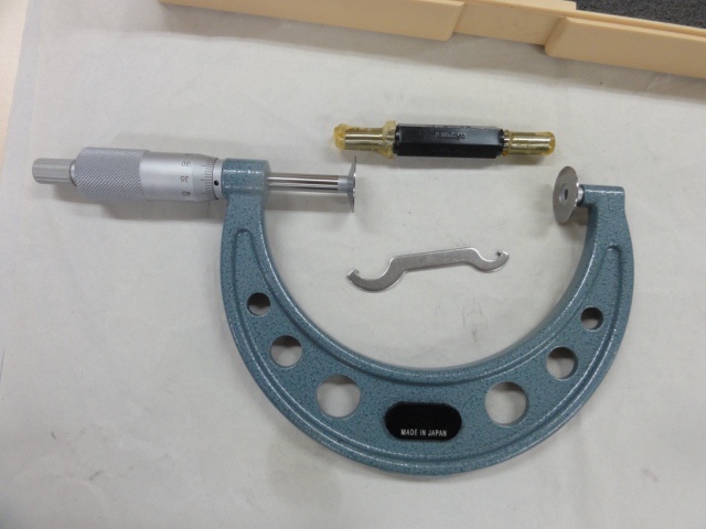 Mitutoyo GMA-100 Micrometer (Outer) Image 5