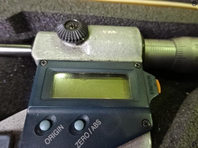 ミツトヨ SPM-25DM マイクロメーター（外側） の画像 2枚目