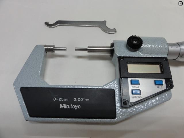 ミツトヨ SPM-25DM マイクロメーター（外側） の画像 2枚目