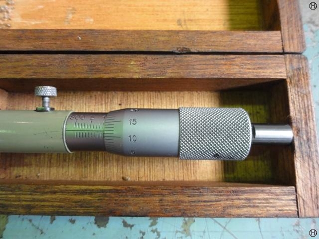 Mitutoyo IM-825W Micrometer (Inner) Image 2