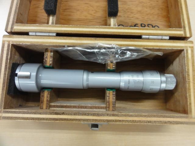 Mitutoyo HT2-40R Hole Test Image 1