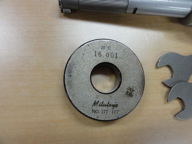 Mitutoyo G12-20ST Hole Test Image 6