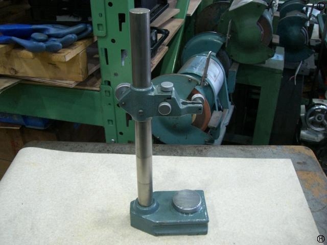 Mitutoyo TS-R Stand/Stage Image 2