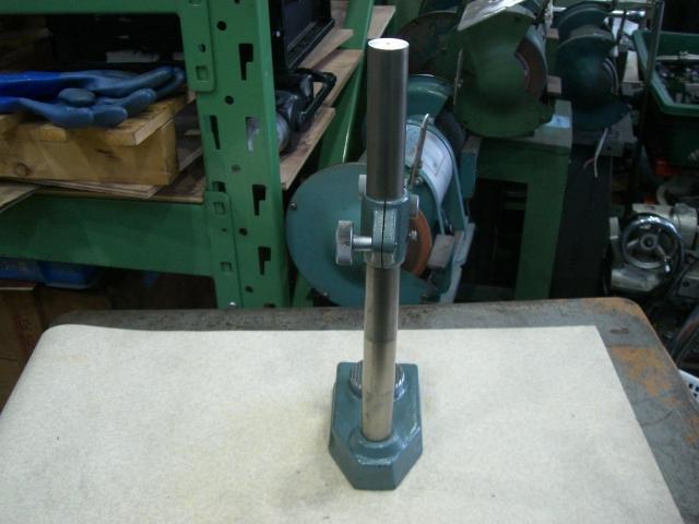 Mitutoyo TS-R Stand/Stage Image 5
