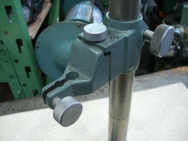 Mitutoyo TS-R Stand/Stage Image 6