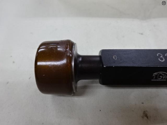 TGW 32H7 Screw/Stopper Image 2