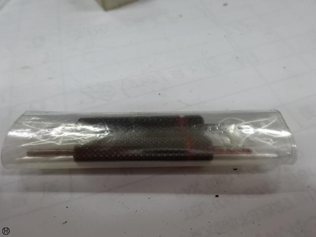 TZK 2.2 Screw/Stopper Image 1