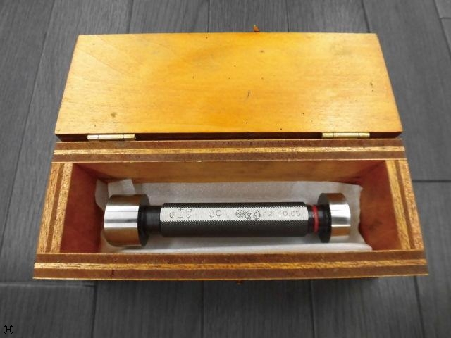  30 Screw/Stopper Image 1