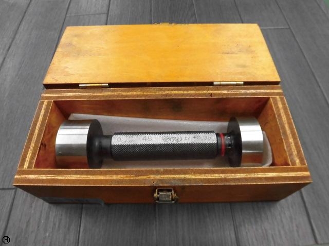  48 Screw/Stopper Image 1