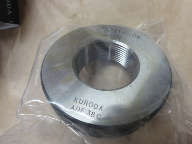 黒田精工 KKS M32 P1.5 Screw/Stopper Image 2