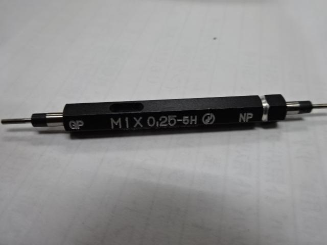 トーソク M1.0X0.25-5H ねじ・栓 の画像 1枚目