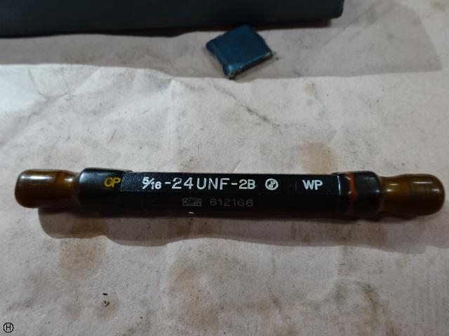 KGW 5/16-24UNF-2B Screw/Stopper Image 1