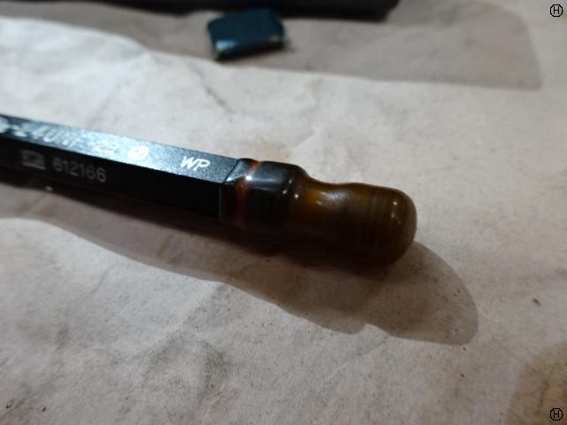 KGW 5/16-24UNF-2B Screw/Stopper Image 2
