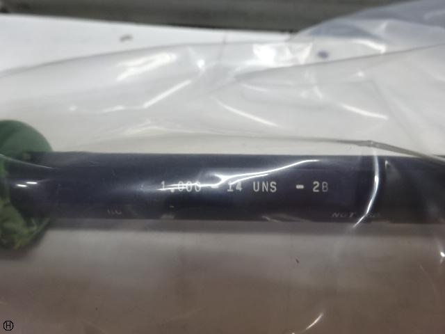  1.000-14 UNS-2B Screw/Stopper Image 1