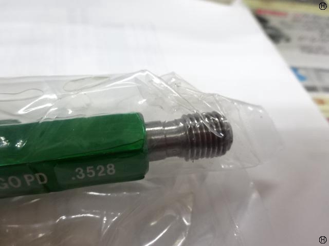  3/8-24UNF-2B Screw/Stopper Image 2